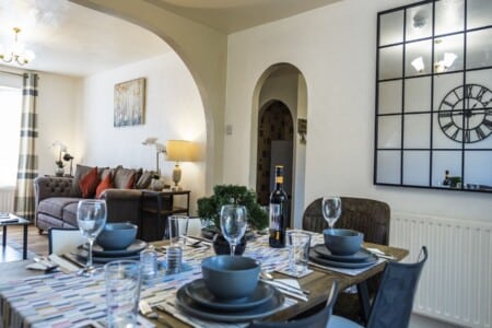lodginet spacious white house dinner and living room