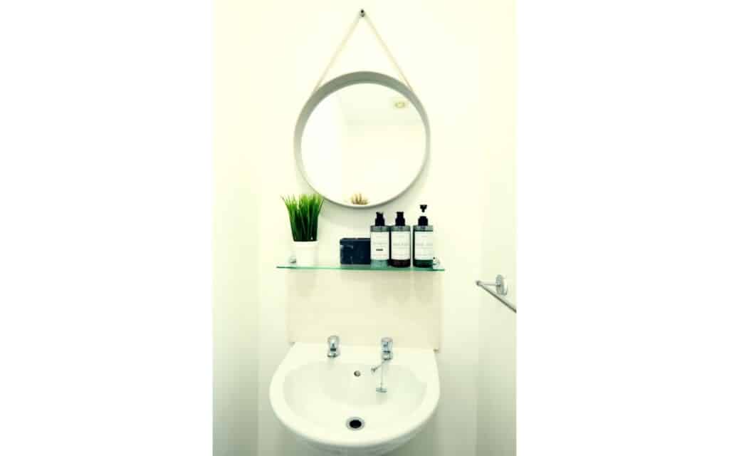 lodginet town centre house bathroom 2 03