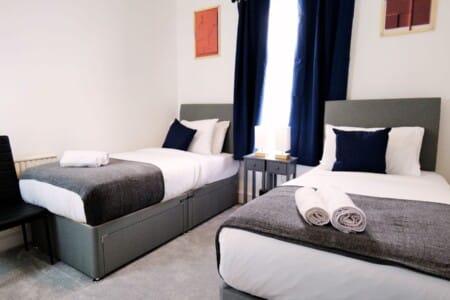 lodginet town centre house bedroom 2 03