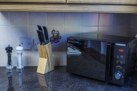 lodginet spacious white house microwave