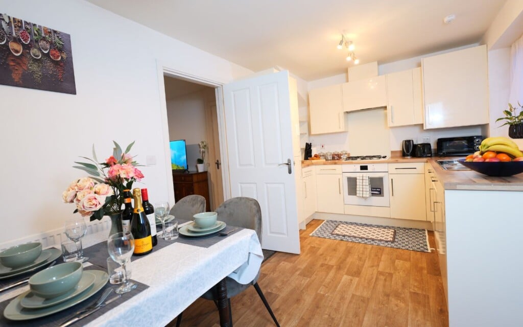 peaceful lawley home kitchen