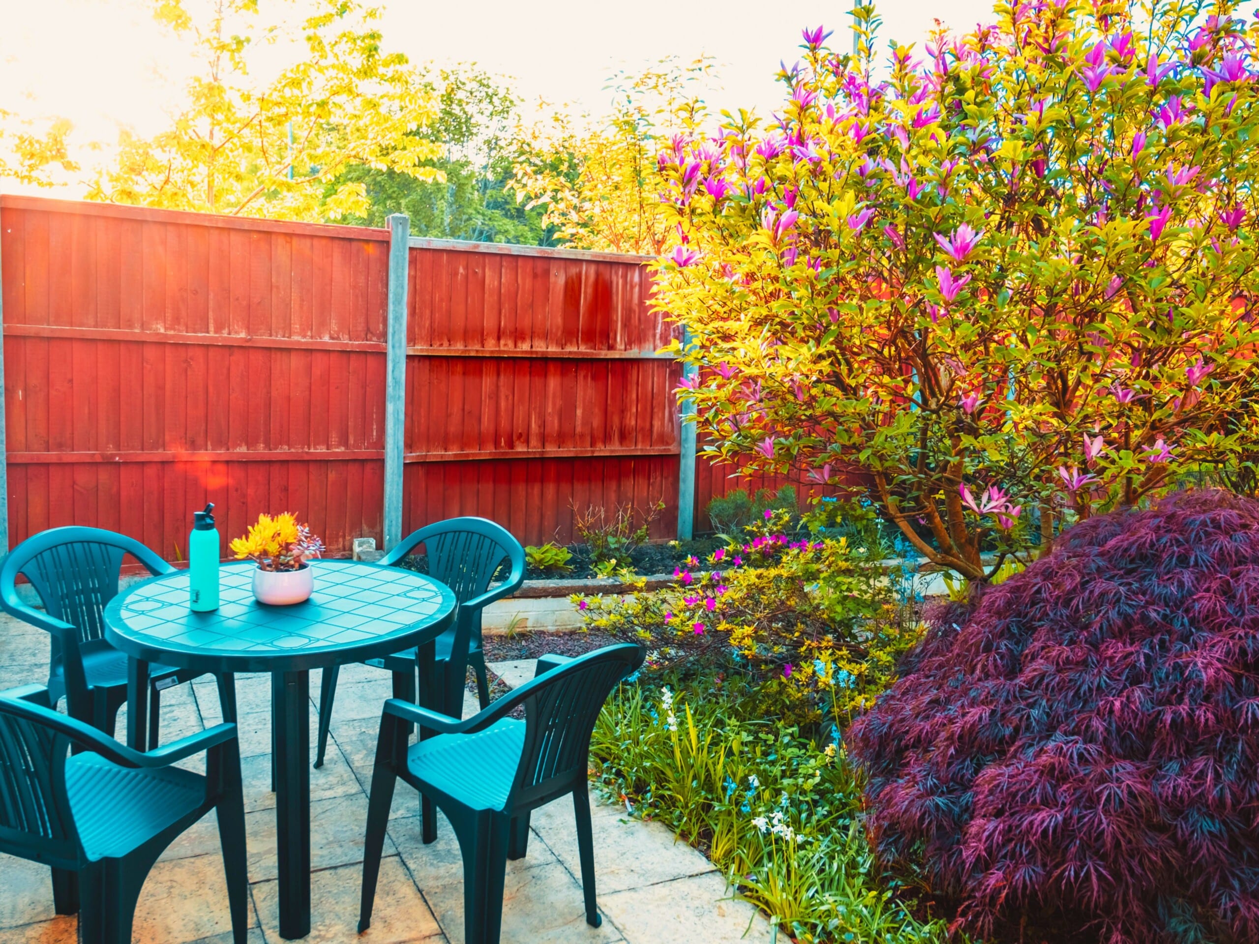 spacious white house telford garden