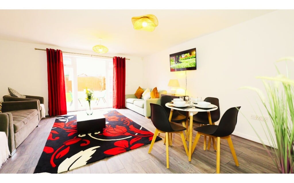 lodginet roomy spark home living room