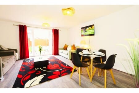 lodginet roomy spark home living room