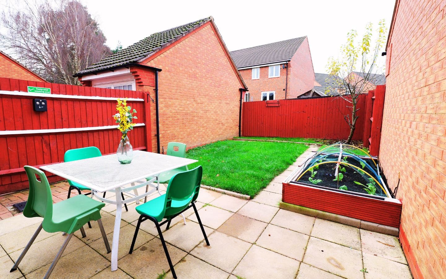lodginet roomy spark home garden
