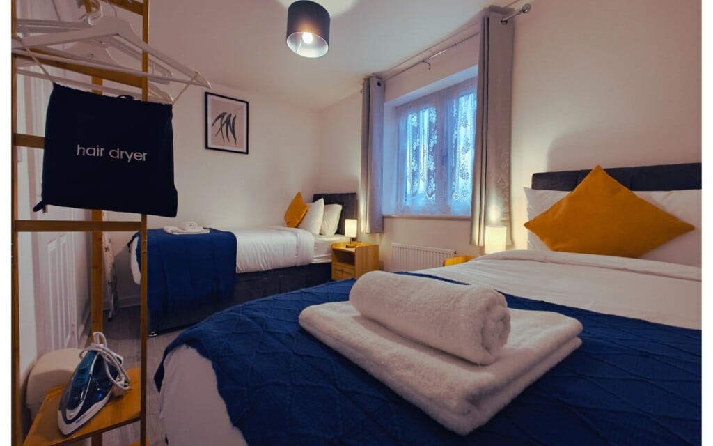 lodginet barn fold house bedroom 1