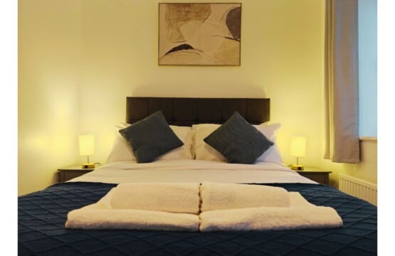 lodginet barn fold house bedroom 2 double bed 01