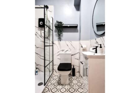 lodginet stays county cosy bathroom 1