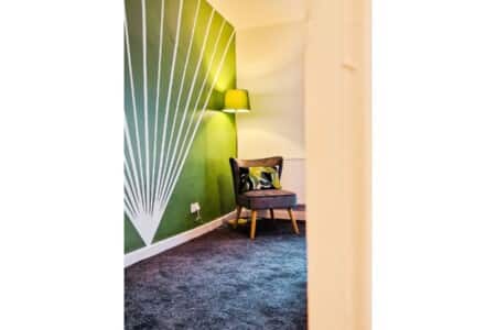 lodginet stays county heights bedroom 1 c