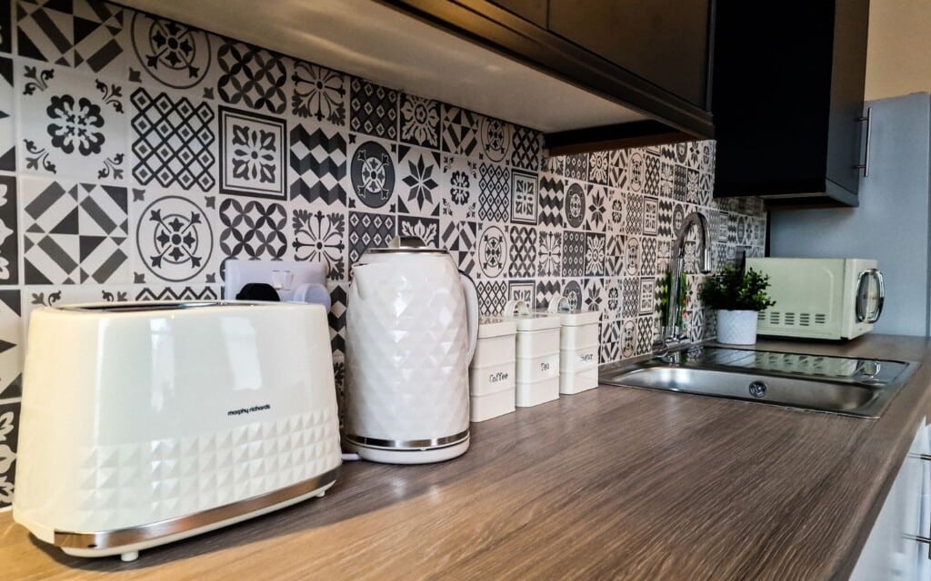 lodginet stays county luxe kitchen