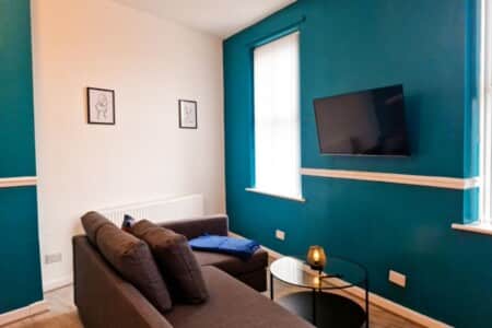 lodginet stays county luxe livingroom