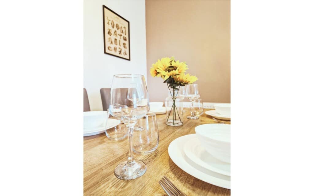 lodginet stays county view dinner