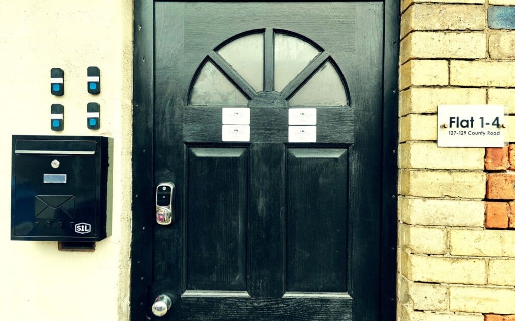 lodginet stays liverpool facade