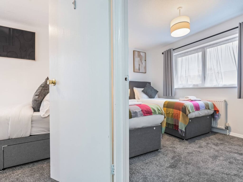telford-centre-house-bedrooms