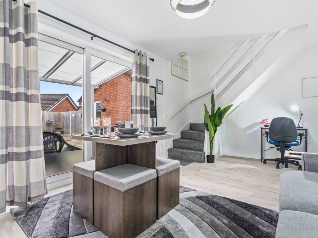 telford-centre-house-living-room-serviced-accommodation