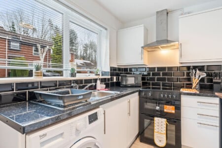 self-catering-kitchen-telford-serviced-accommodation