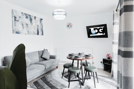 flexible short term lets living room